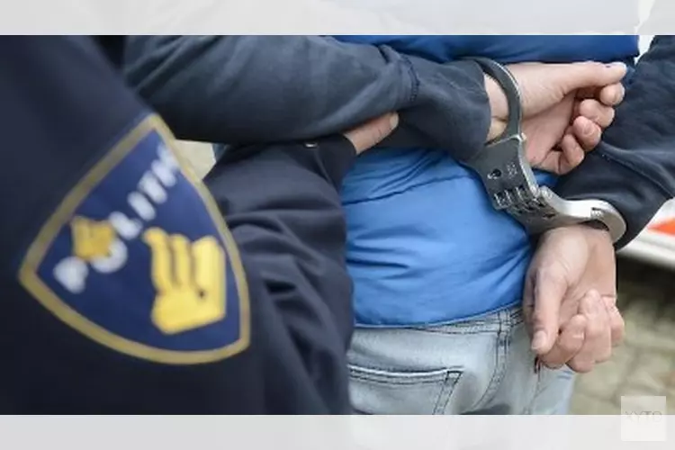 Man (19) aangehouden voor online bedreiging wijkagent