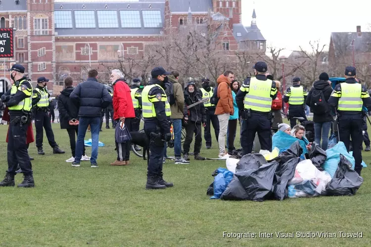 Verdachten demonstraties Museumplein: drie aanhoudingen en twee identificaties
