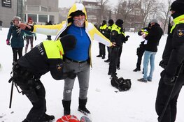 Politie grijpt in bij verboden demonstratie Museumplein