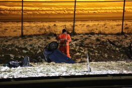 Auto in de sloot op Schiphol-Oost