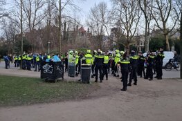 Enorme drukte in Vondelpark, politie grijpt in