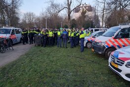 Enorme drukte in Vondelpark, politie grijpt in