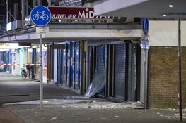 Veel schade na explosie bij juwelier in Amsterdam