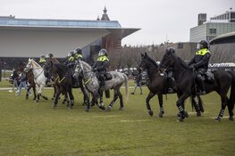ME grijpt in bij demonstratie Museumplein Amsterdam