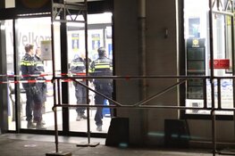 Overval op Aldi Baarsjesweg door man met mes