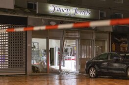 Ramkraak op juwelier Bijlmerplein