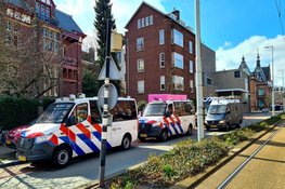 Honderden demonstranten in gebied Museumplein, politie grijpt in