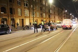 Geweldsincident Amsterdam, persoon op straat geslagen