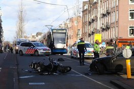 Motorrijder raakt zwaargewond bij ongeval met taxi