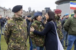 Opnieuw veel "koffiedrinkers" op Museumplein. Ontruiming inmiddels begonnen