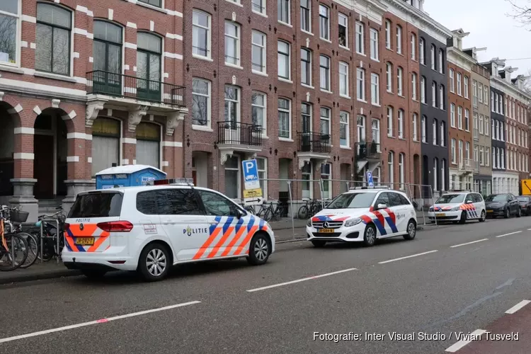Woningoverval Amsterdam West, daders dreigen met vuurwapen