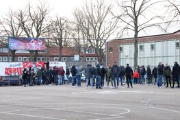 Ajax-supporters eren Abdelhak Nouri op zijn verjaardag