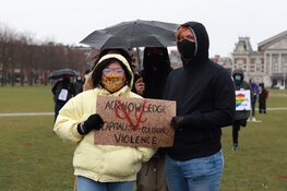 Protest tegen anti-Aziatisch racisme op het Museumplein