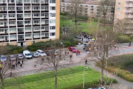 Coronaprotesten op Museumplein en Stadsplein Amstelveen