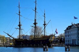 Opgeknapte replica van VOC-schip Amsterdam terug bij het Scheepvaartmuseum