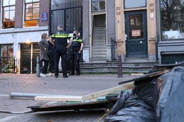 Kraakpand Oudezijds Voorburgwal ontruimd: vier aanhoudingen