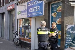 Overval bij telefoonwinkel op Beukenweg, daders op de vlucht