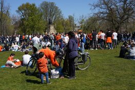 Vondelpark afgesloten na extreme drukte