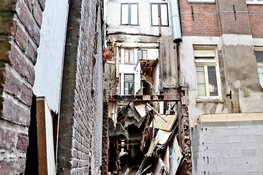 Pand aan Nieuwendijk afgezet en ontruimd na instorting