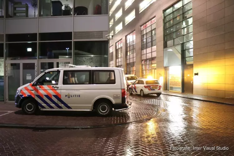 Overval op flatwoning aan Willem Frederik Hermansstraat