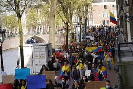 Colombianen demonstreren op de Dam