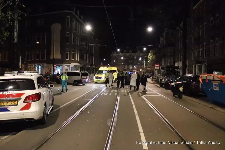 Gewonde bij incident Admiraal de Ruijterweg, verdachte aangehouden