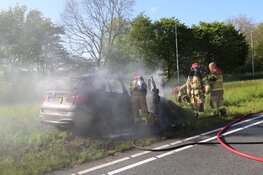 Auto door brand verwoest op Coentunnel-circuit