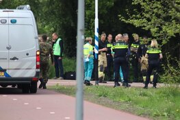 Magneetvissers halen vermoedelijk explosief uit water in Slotervaart