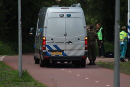 Magneetvissers halen vermoedelijk explosief uit water in Slotervaart
