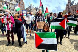 Honderden bijeen op de Dam voor pro Palestina-demonstratie