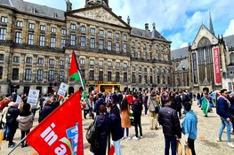 Honderden bijeen op de Dam voor pro Palestina-demonstratie