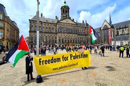 Honderden bijeen op de Dam voor pro Palestina-demonstratie