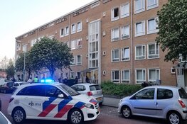 Arrestatieteam valt appartement in Geuzenveld binnen