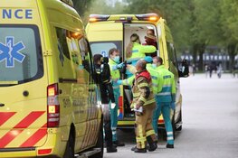 Date valt in het water, man belandt in Sloterplas