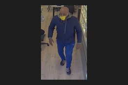 Gezocht: Diefstal zonnebril bij en mishandeling medewerker van opticien Rokin