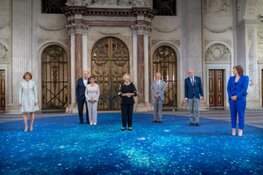 Zilveren Anjers uitgereikt aan Joop en Janine van den Ende, Barend van Benthem en Johan Veenstra