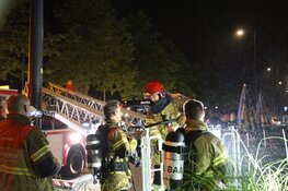 Brand in restaurant op IJburg, veel hulpdiensten ter plaatse