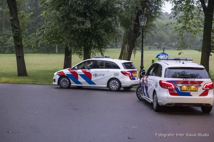 Politie in Oosterpark na melding schietpartij