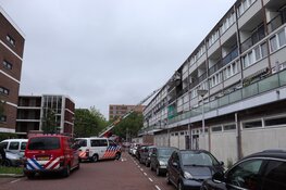 Uitslaande brand in flatwoning Geuzenveld