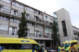 Uitslaande brand in flatwoning Geuzenveld