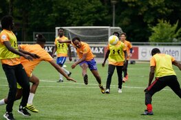 Cruyff Foundation zorgt met Football for Unity voor sociale integratie in Amsterdam