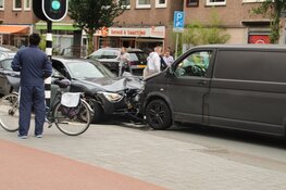 Bestelbus veroorzaakt ongeval, meerdere gewonden