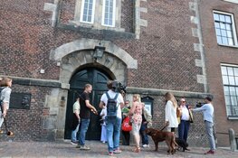 Westerkerk Amsterdam staat stil bij aanslag op De Vries