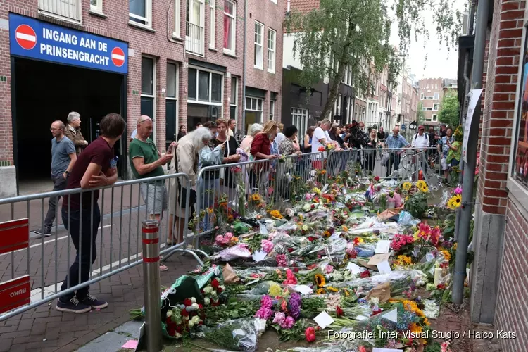 Bloemenzee groeit sterk op Lange Leidsedwarsstraat