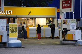 Overval op tankstation in Amsterdam-Zuidoost, verdachte aangehouden