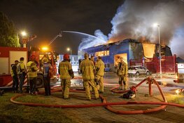 Grote brand in opslagloods Sloterdijk