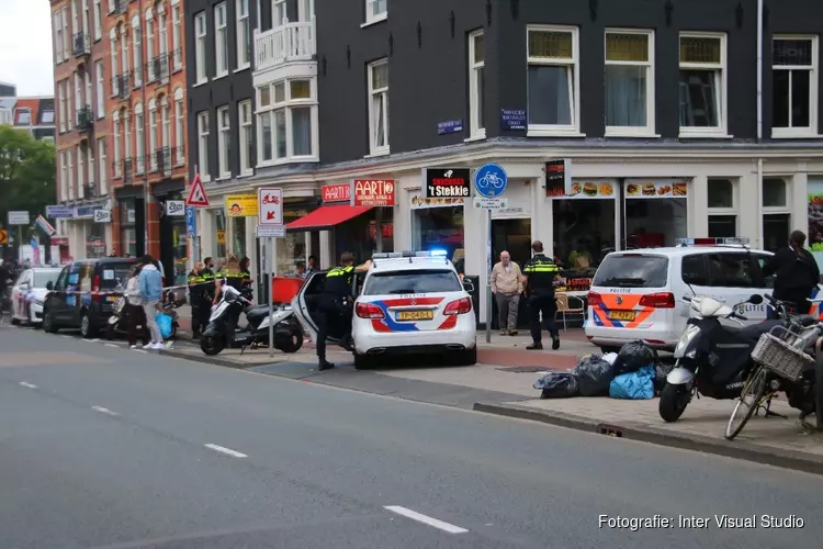 Steekincident in Surinaams eethuis