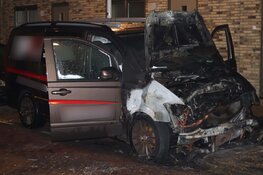 Bestelbus uitgebrand op de Leeuwendalersweg