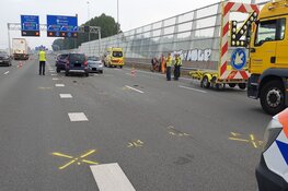 Twee gewonden bij botsing op A8