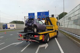 Twee gewonden bij botsing op A8